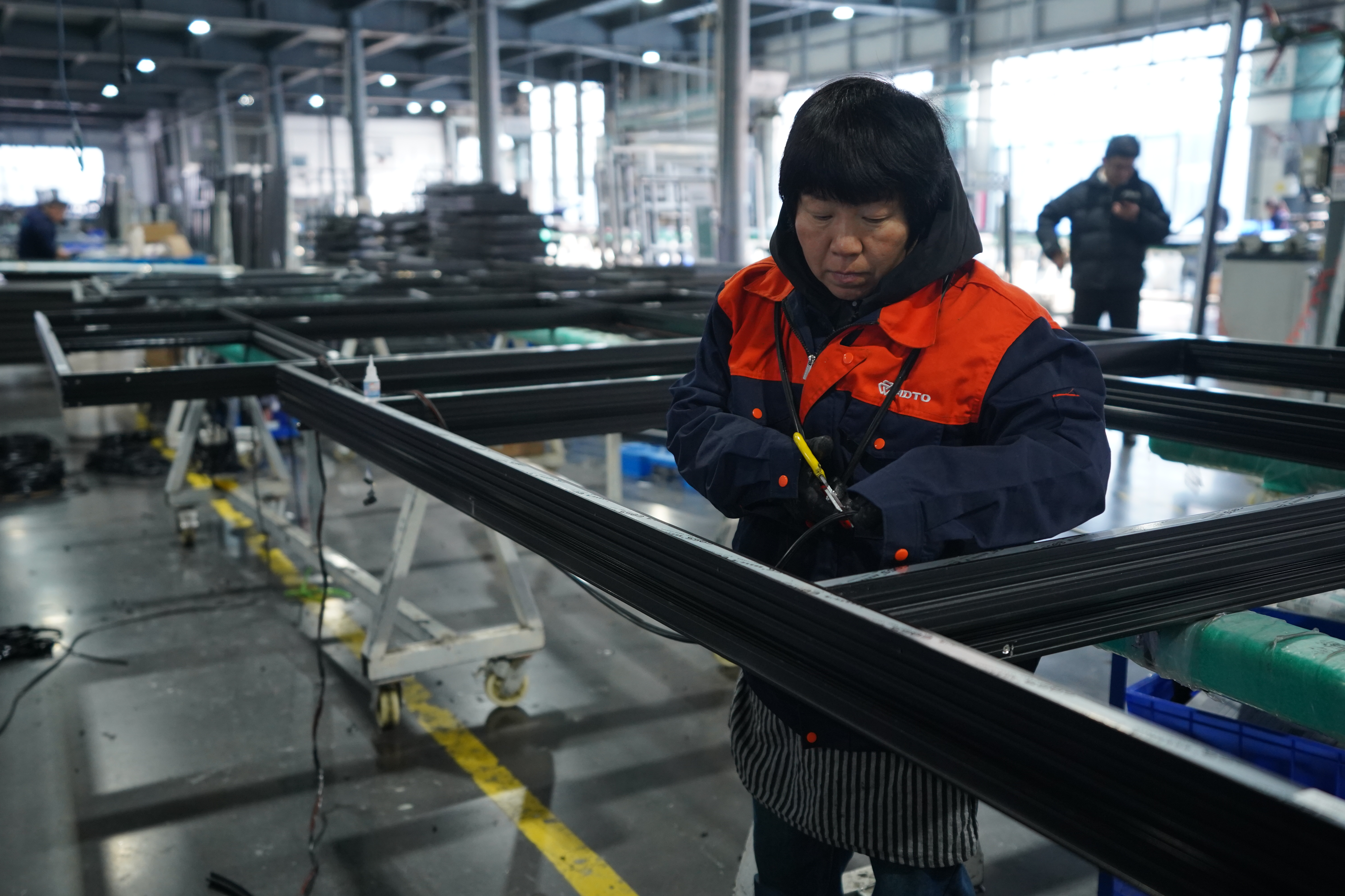 Photo of Installing Seal Strips (4).JPG